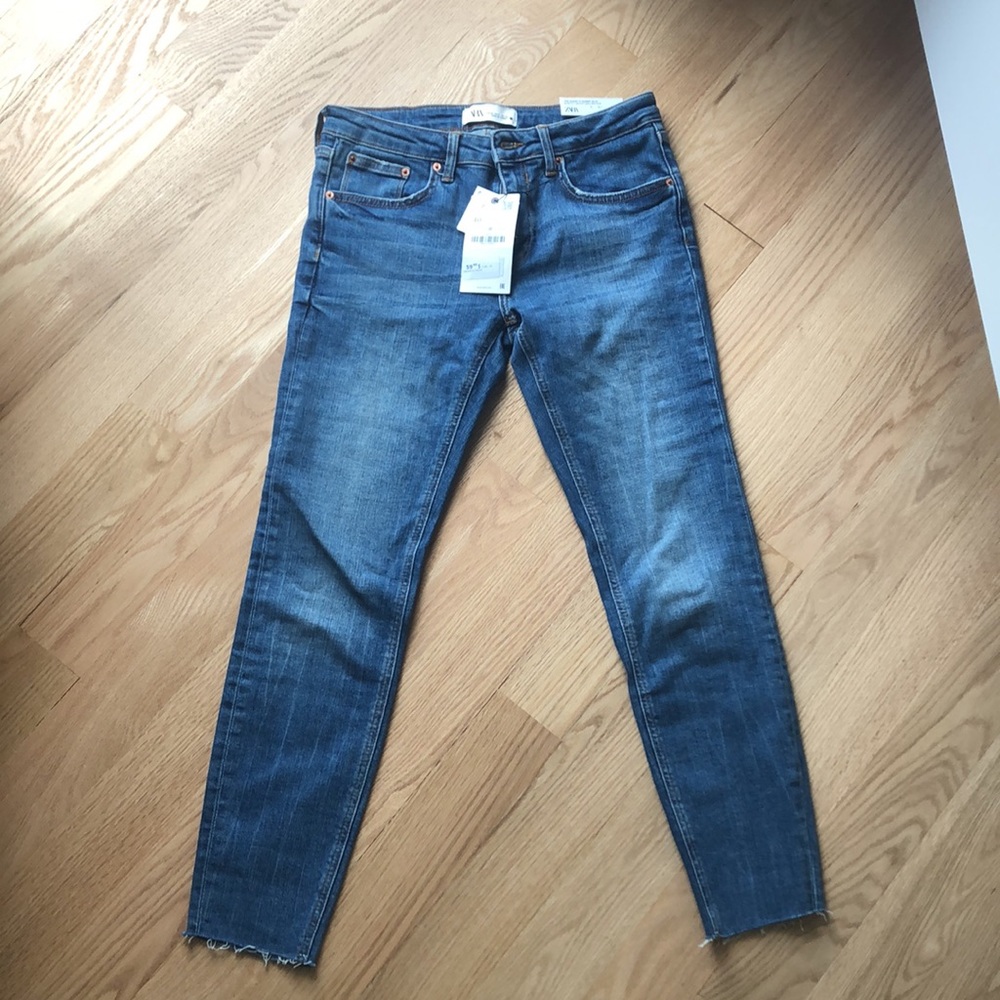 **NWT** ZARA SKINNY JEANS